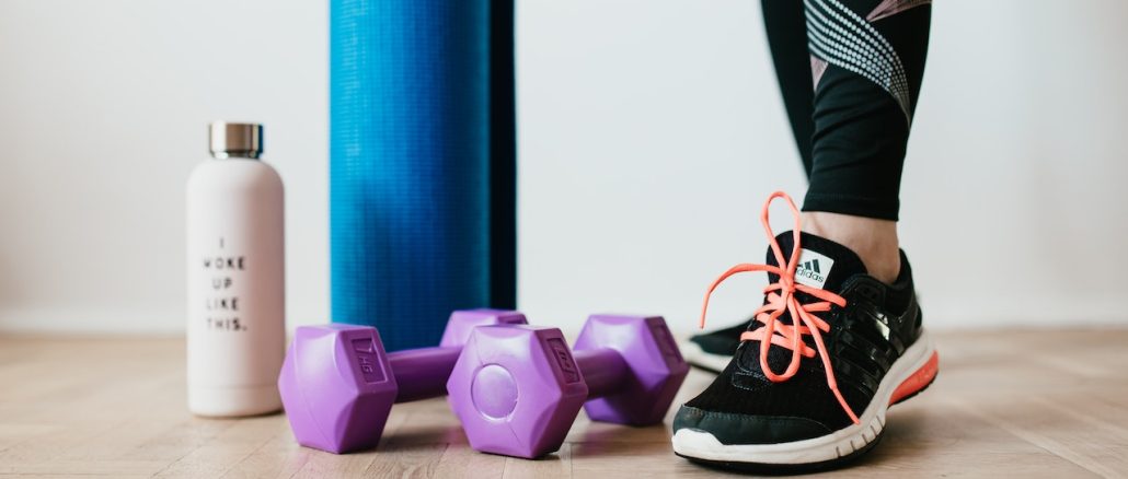 bumper plate - training shoes, blue yoga mat