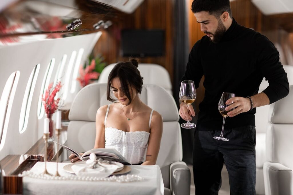 romantic-dinner-in-luxury private jet